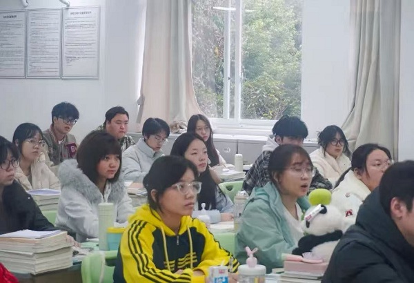 2026年成都单招短期培训哪家强？成都普华单招公办升学率98%，未录取退费